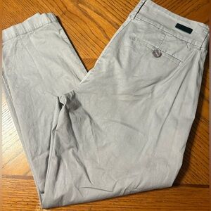 Kut from the Kloth Light Gray crop trousers size 6
